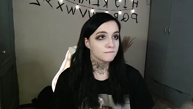 Snapshot of Rin_andersonn chatting on November 21, 2025, 8:07 pm Rin andersonn online show from November 21, 2025, 8:07 pm