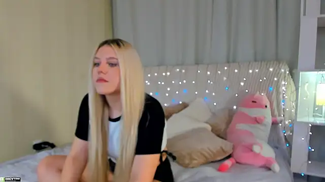 Malisha kiss online show from October 14, 2025, 8:48 am