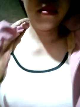 Minkine022 online show from October 29, 2025, 5:04 pm