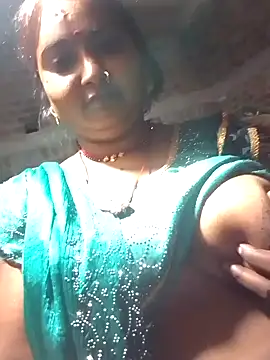 Snapshot of Supercapll chatting on October 13, 2025, 7:36 pm Supercapll online show from October 13, 2025, 7:36 pm