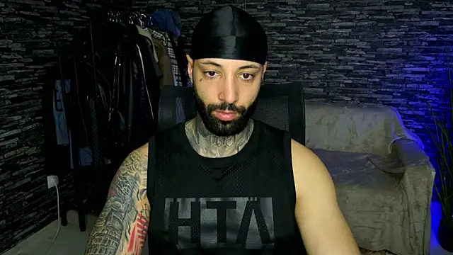 MasculineGuy99 online show from April 21, 2026, 8:09 am