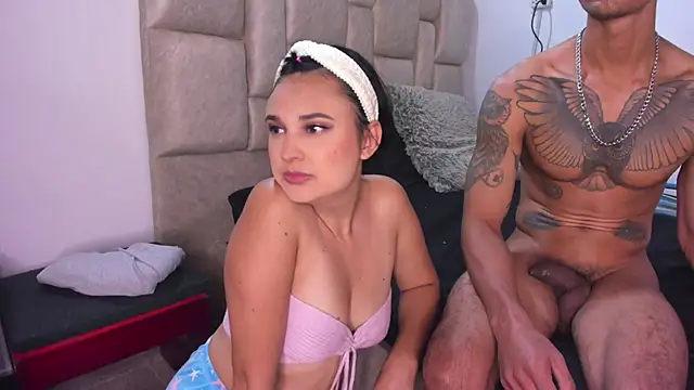 Snapshot of Latin_Pleasures chatting on February 17, 2026, 9:21 pm Latin Pleasures online show from February 17, 2026, 9:21 pm