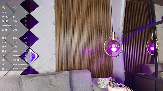 Matti sofia  online show from November 29, 2025, 7:06 pm