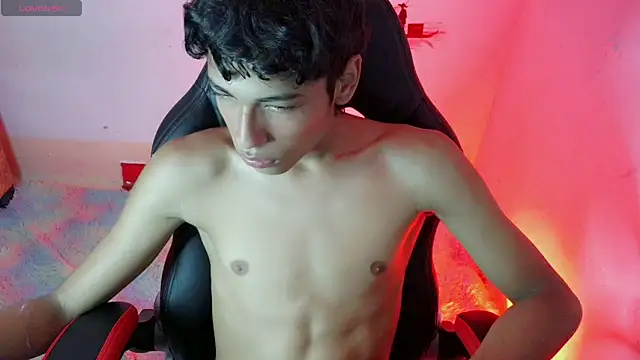 Im david02 online show from October 16, 2025, 1:23 pm