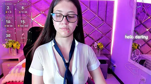 Snapshot of sarah_sweett_ chatting on June 6, 2026, 2:11 pm sarah sweett online show from June 6, 2026, 2:11 pm