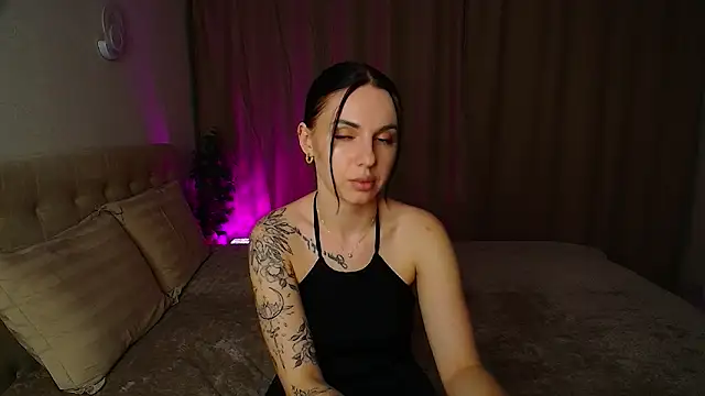 Poison inyour Mind   online show from November 4, 2025, 7:46 pm