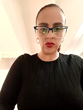 Snapshot of Jade_1-9 chatting on February 14, 2026, 5:10 pm Jade 1-9 online show from February 14, 2026, 5:10 pm