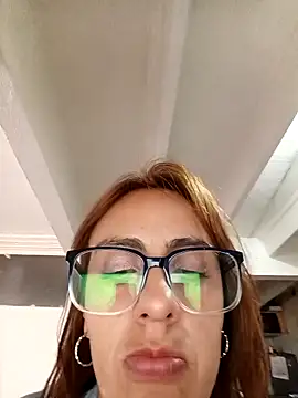 Snapshot of Jade_1-9 chatting on February 18, 2026, 8:05 pm Jade 1-9 online show from February 18, 2026, 8:05 pm