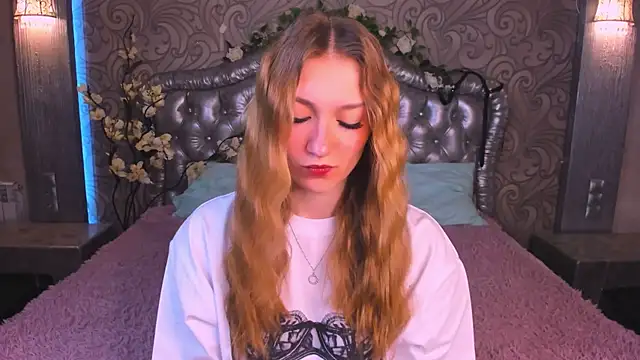 Snapshot of AngelAnabelle chatting on November 29, 2025, 8:34 pm AngelAnabelle online show from November 29, 2025, 8:34 pm