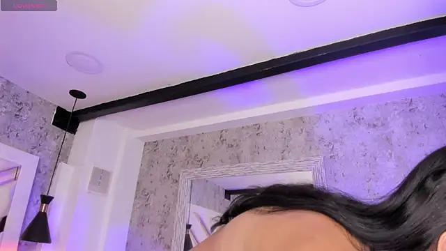 Vanessa Rain  online show from April 11, 2026, 7:18 pm