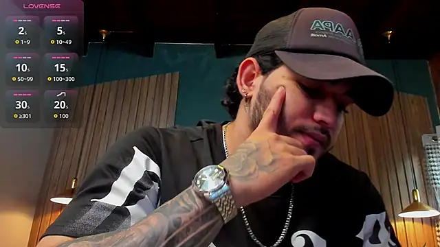 Snapshot of ElianKeiser chatting on January 19, 2026, 12:31 pm ElianKeiser online show from January 19, 2026, 12:31 pm