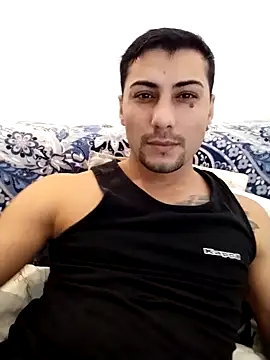 gooddboy01 online show from November 8, 2025, 9:42 am