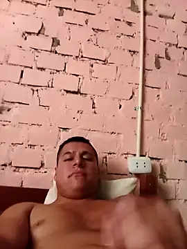 Alex321Flores online show from April 11, 2026, 7:07 pm