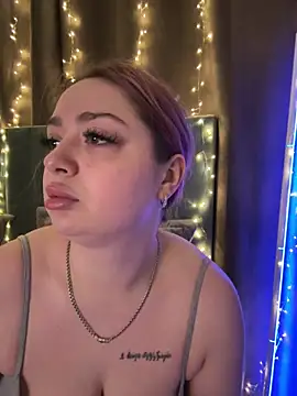 Snapshot of KellyMoors chatting on February 19, 2026, 1:34 am KellyMoors online show from February 19, 2026, 1:34 am