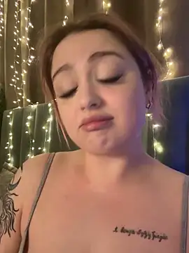 Snapshot of KellyMoors chatting on February 24, 2026, 2:20 am KellyMoors online show from February 24, 2026, 2:20 am