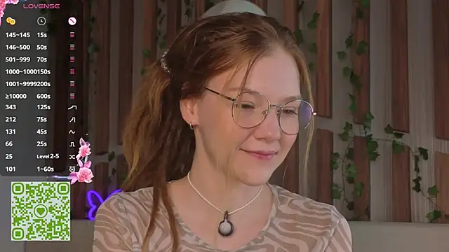 Snapshot of lyra_thenymph chatting on June 24, 2026, 12:31 am lyra thenymph online show from June 24, 2026, 12:31 am