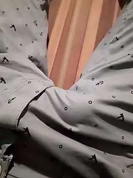 Travieso loco9 online show from October 3, 2025, 5:10 pm