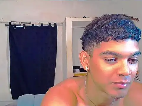 Snapshot of theMyke101 chatting on June 7, 2026, 8:34 pm theMyke101 online show from June 7, 2026, 8:34 pm