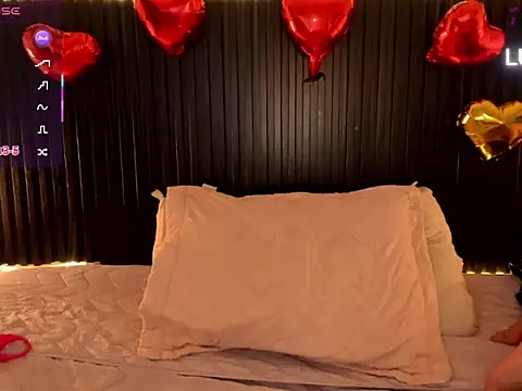 Julieta Slav3 online show from February 19, 2026, 9:44 pm