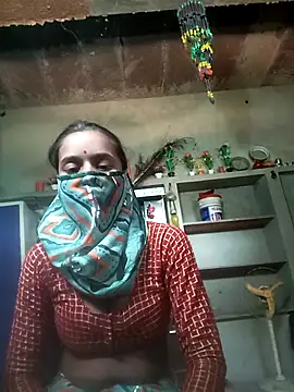 Snapshot of Cuty_kanchna chatting on October 15, 2025, 8:25 am Cuty kanchna online show from October 15, 2025, 8:25 am