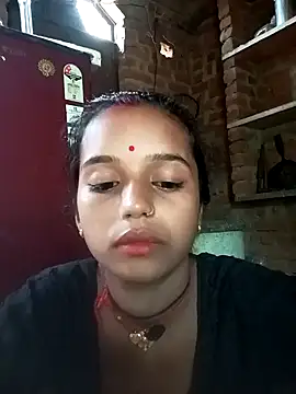 Snapshot of Cuty_kanchna chatting on October 16, 2025, 9:21 am Cuty kanchna online show from October 16, 2025, 9:21 am