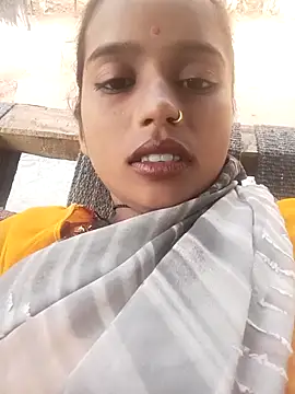 Snapshot of Cuty_kanchna chatting on November 27, 2025, 8:16 am Cuty kanchna online show from November 27, 2025, 8:16 am