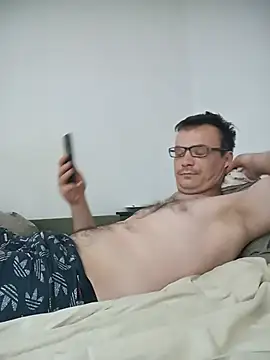 Snapshot of viktor1992-1-1 chatting on June 26, 2026, 4:28 am viktor1992-1-1 online show from June 26, 2026, 4:28 am