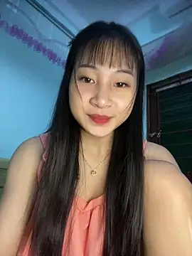 Snapshot of banlinh004 chatting on October 26, 2025, 3:29 pm banlinh004 online show from October 26, 2025, 3:29 pm