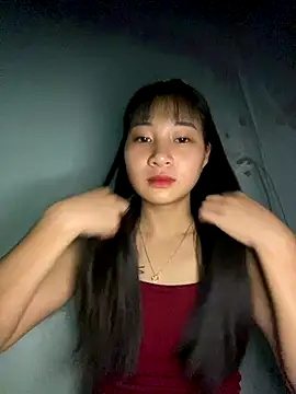 Snapshot of banlinh004 chatting on October 31, 2025, 12:44 am banlinh004 online show from October 31, 2025, 12:44 am