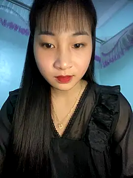 Snapshot of banlinh004 chatting on November 11, 2025, 2:50 pm banlinh004 online show from November 11, 2025, 2:50 pm