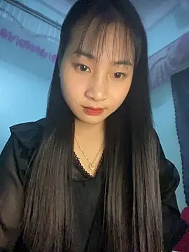 Snapshot of banlinh004 chatting on November 22, 2025, 3:22 pm banlinh004 online show from November 22, 2025, 3:22 pm