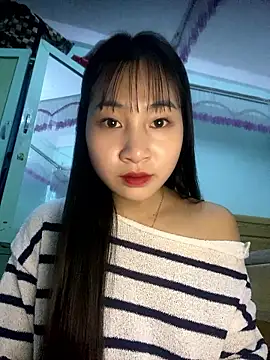 banlinh004 online show from January 14, 2026, 4:40 am