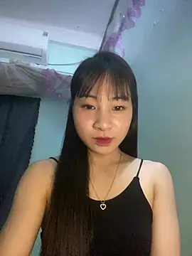 Snapshot of banlinh004 chatting on May 2, 2026, 1:49 pm banlinh004 online show from May 2, 2026, 1:49 pm