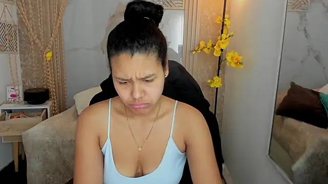 AriaVega online show from July 26, 2026, 12:56 pm