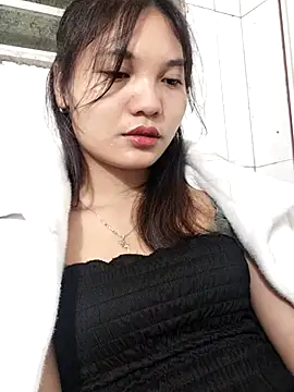 Snapshot of Mit-thi123 chatting on November 5, 2025, 2:39 pm Mit-thi123 online show from November 5, 2025, 2:39 pm