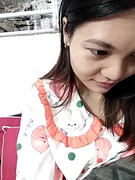 Snapshot of Mit-thi123 chatting on November 29, 2025, 6:05 am Mit-thi123 online show from November 29, 2025, 6:05 am