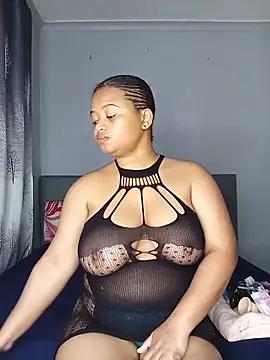 Snapshot of Sultrytits6 chatting on June 15, 2026, 9:39 pm Sultrytits6 online show from June 15, 2026, 9:39 pm