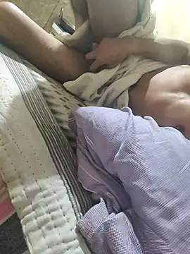 Snapshot of sunny5092 chatting on October 21, 2025, 5:35 pm sunny5092 online show from October 21, 2025, 5:35 pm