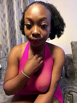 cocoluvx online show from January 11, 2026, 5:45 am