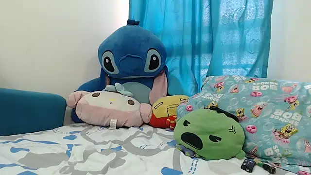 caramel doll   online show from April 8, 2026, 9:15 pm