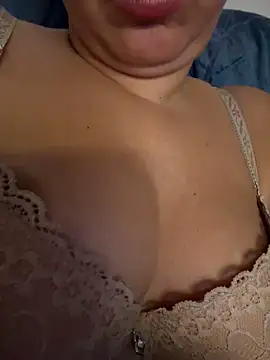 Daiana Andra online show from December 22, 2025, 10:18 pm