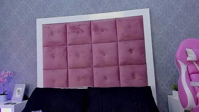 Snapshot of alanabensson chatting on October 30, 2025, 7:47 pm alanabensson online show from October 30, 2025, 7:47 pm