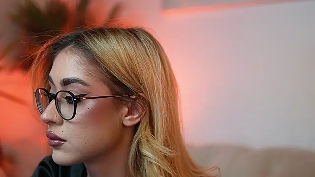 AileenKiss online show from February 25, 2026, 9:46 pm