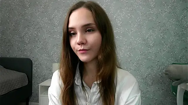 Snapshot of SweetSaraPie chatting on October 4, 2025, 7:12 pm SweetSaraPie online show from October 4, 2025, 7:12 pm