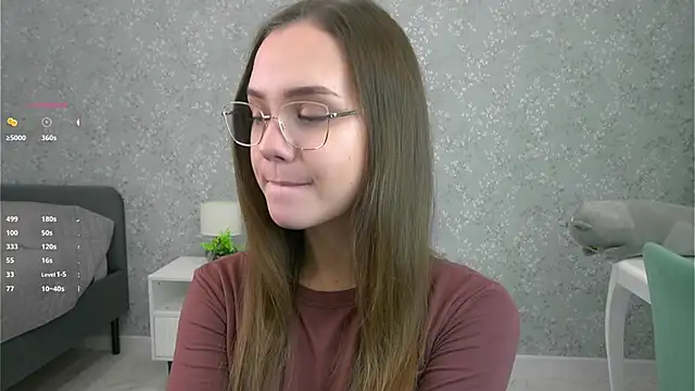 Snapshot of SweetSaraPie chatting on November 20, 2025, 7:02 pm SweetSaraPie online show from November 20, 2025, 7:02 pm