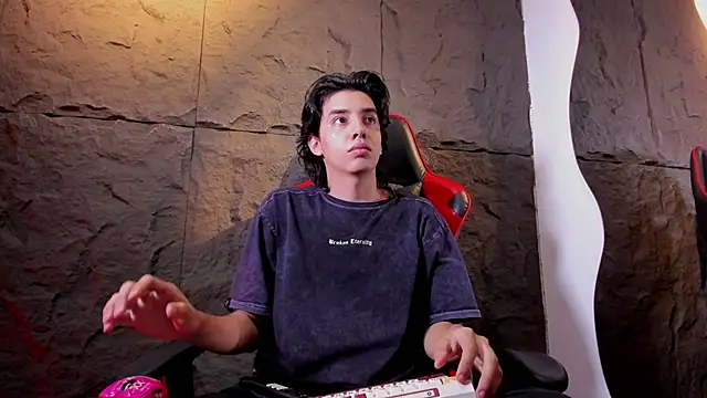 jeycobb online show from March 13, 2026, 11:39 am