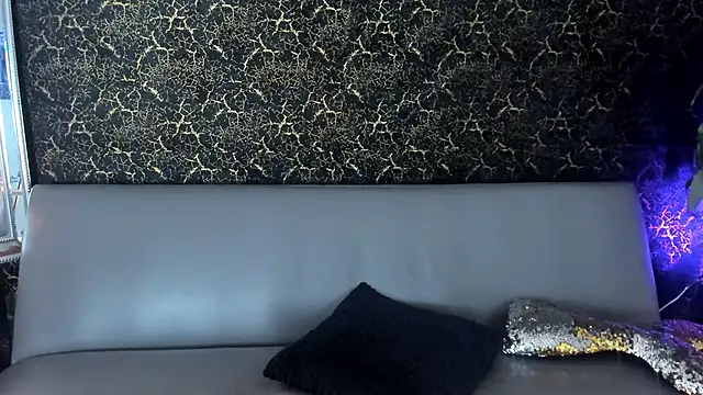 Snapshot of Medusa_ts chatting on October 31, 2025, 9:10 am Medusa ts online show from October 31, 2025, 9:10 am