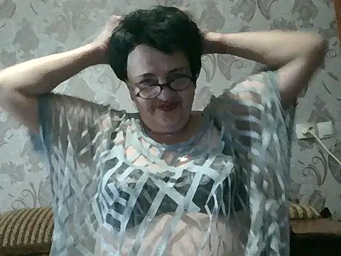 Snapshot of Varvara520111 chatting on October 5, 2025, 11:08 am Varvara520111 online show from October 5, 2025, 11:08 am