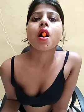 Snapshot of Saniya_Doll chatting on June 19, 2026, 9:29 pm Saniya Doll online show from June 19, 2026, 9:29 pm