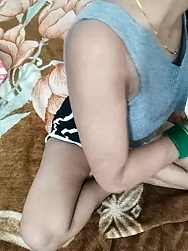 Snapshot of Saniya_Doll chatting on July 7, 2026, 9:35 am Saniya Doll online show from July 7, 2026, 9:35 am